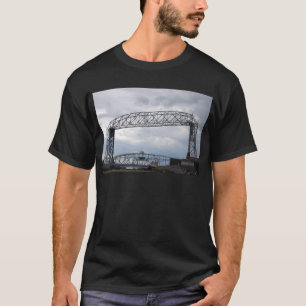 Kanalen parkerar flyg- hiss överbryggar t-shirt