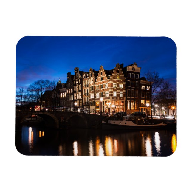 Kanalhus i Amsterdam på natten Magnet (Horisontell)