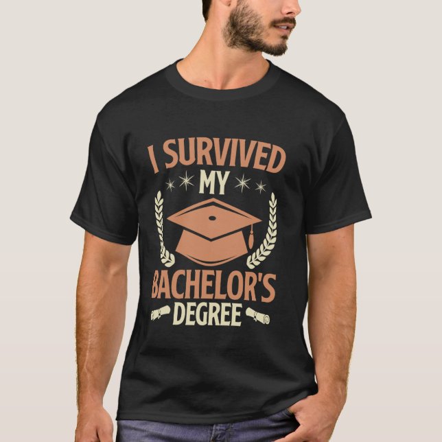 Kandidatexamen JAG ÖVERLEVDE MIN KANDEXAMEN  T Shirt (Framsida)