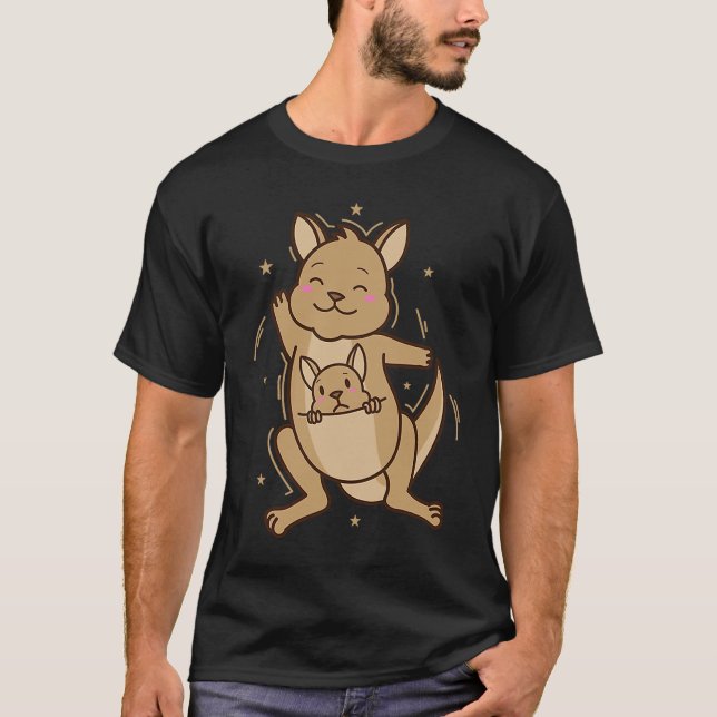 Kangaroo happy with Baby in Bag T Shirt (Framsida)