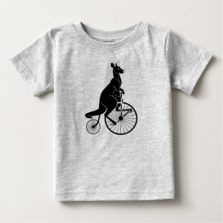 Kangaroo Riding Vintage Bike Rompwe T-shirt