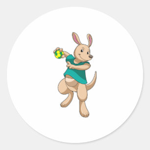 Kangaroo som handbollsspelare med handboll runt klistermärke