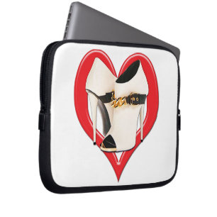 Kängor för hjärtavitläder med guld kedjar laptop sleeve