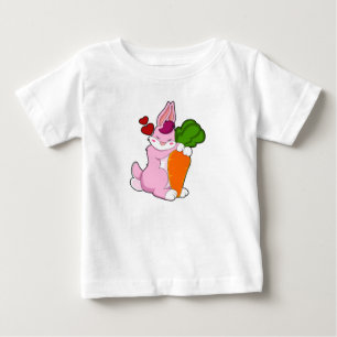 Kanin med morot och hjärta t shirt
