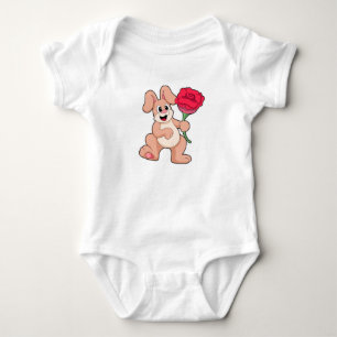 Kanin med röd ros t shirt