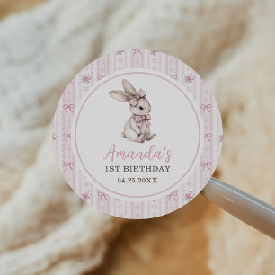 Kanin med rosa band vintage kanin 1-årsdag runt klistermärke