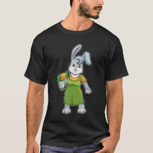 Kanin som Hairdresser med Hairdryer T Shirt