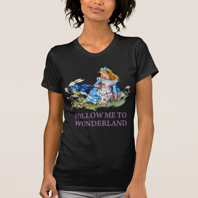 Kaninen passerar Alice "följer mig till underland Tee Shirt (Framsida)