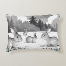 Kaniner i Forest Clearing Accent Pillow