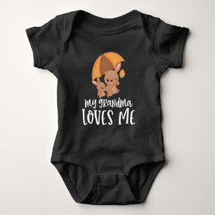 Kaninpresent till barnbarn - Mormor älskar mig T Shirt