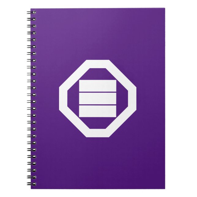 Kanji-tecken för tre på brickan anteckningsbok (Framsidan)