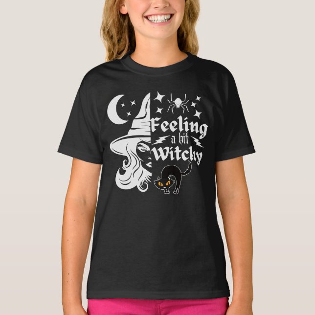 Känn Witchy roligt Halloween-häxa T Shirt (Framsida)