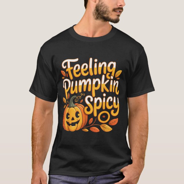 Känner pumpa kryddig höststämning estetisk mysig t shirt (Framsida)
