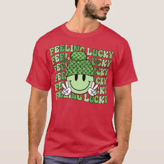 Känning av Lucky Lycklig Ansikte Shamrock St patri T Shirt