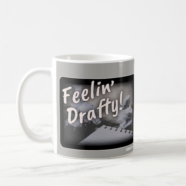 Känns Drafty Cheeky Author Humor Kaffemugg (Vänster)