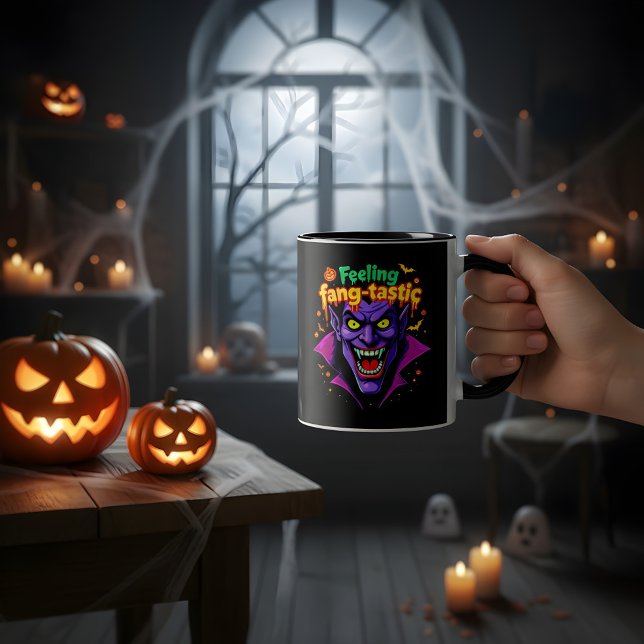 Känns Fang Tastic Halloween Vampire Design Två-Tonad Mugg (Skapare uppladdad)