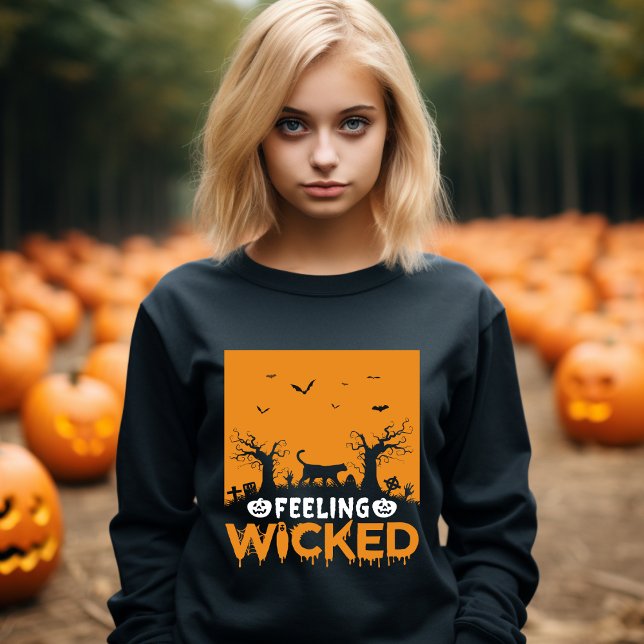 Känns Wicked Halloween T-Shirt (Skapare uppladdad)