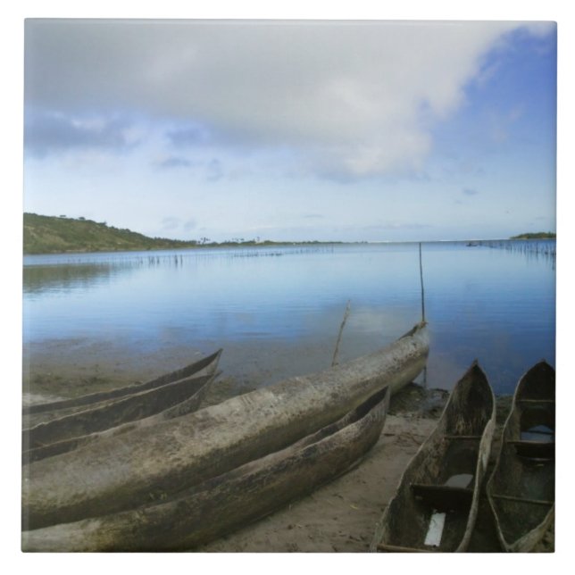 Kanoer på stranden, Antananarivo, Madagaskar Kakelplatta (Framsidan)