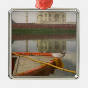 Kanot i vatten med Taj Mahal, Agra, Indien Julgransprydnad Metall