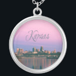 Kansas City Himlar Line Sunset Silverpläterat Halsband<br><div class="desc">Kansas City Himlar Line Sunset</div>