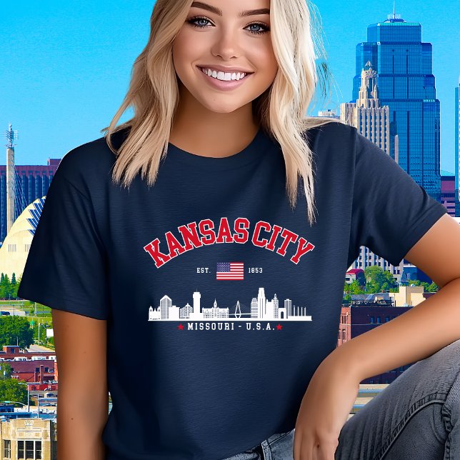 Kansas City Skyline | Vintage American Flag T Shirt (Skapare uppladdad)