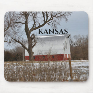 Kansas Land Red Barn Mouse Pad Musmatta