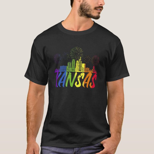 Kansas Pride Skyline Pride Parad Kansas T Shirt (Framsida)