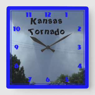 Kansas Tornado CLOCK Fyrkantig Klocka