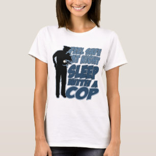 Känselförnimmelsekassaskåp, sömn med en snut t shirt
