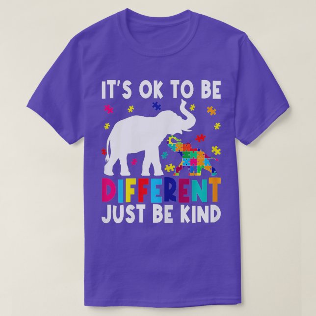 Känsla till autism Det är okej att vara annorlunda T Shirt (Design framsida)