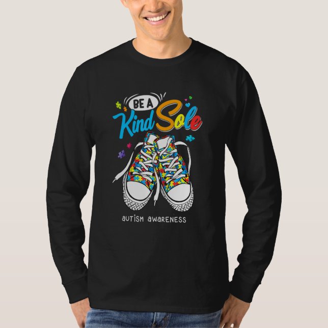 Känslan till autism är ett slags "Sole Puzzle Shoe T Shirt (Framsida)
