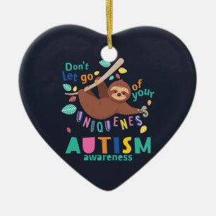 Känslan till autism håller fast vid ditt unika sin julgransprydnad keramik