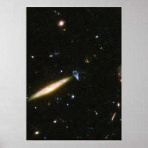 Kant-on Spiral Galaxy kolliderar med litet blått g Poster