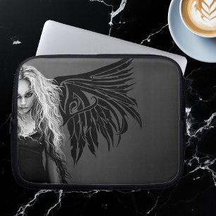 Kantig Svart Tribal Fallen Ängel Röda Ögon Gotisk Laptop Sleeve