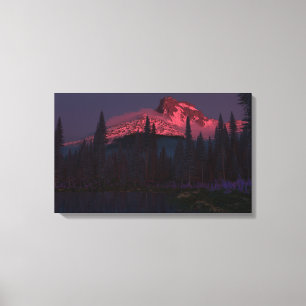 Kanvastrycket Pinnacle (Dawn) Canvastryck