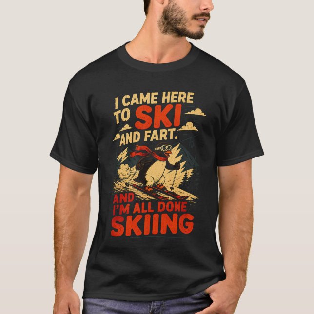 Kaotisk Pingvin Vintersport Grafik T-Shirt (Framsida)