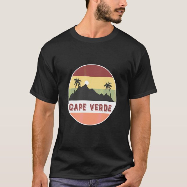 Kap Verde Berg Och Palmer T Shirt (Framsida)