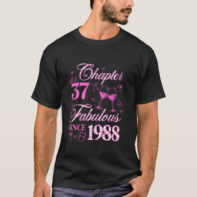 Kapitel 37 Fantastisk Sedan 1988 Coquette Bow 37-å T Shirt (Framsida)