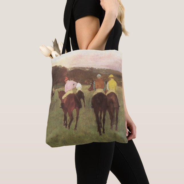 Kapplöpningshästar på Longchamp av Edgar Degas Tygkasse (Närbild)