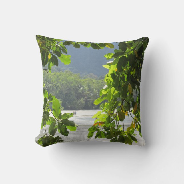 Kaptribulation Throw Cushion Kudde (Framsida)