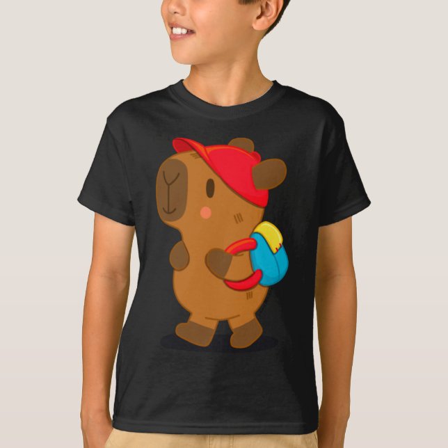 Kapybara Med Ryggsäck T Shirt (Framsida)