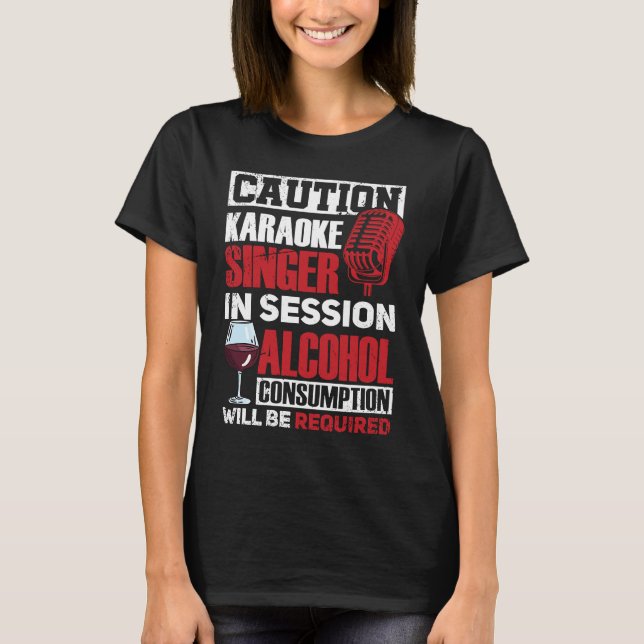 Karaoke Singing Microphone Karaoke Singer in Sessi T Shirt (Framsida)