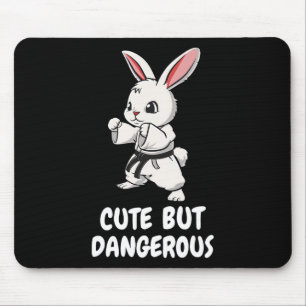 Karate Bunny Cute, men farliga martialkonst Musmatta