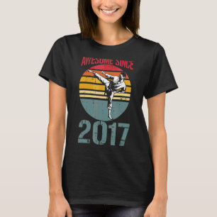 Karate Fantastisk sedan 2017 femte födelsedagen 5 T Shirt