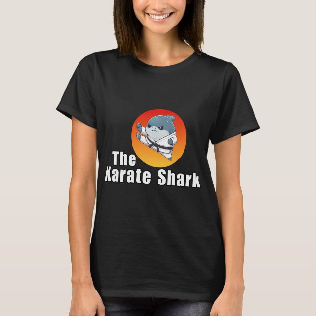 Karate-hajen T Shirt (Framsida)