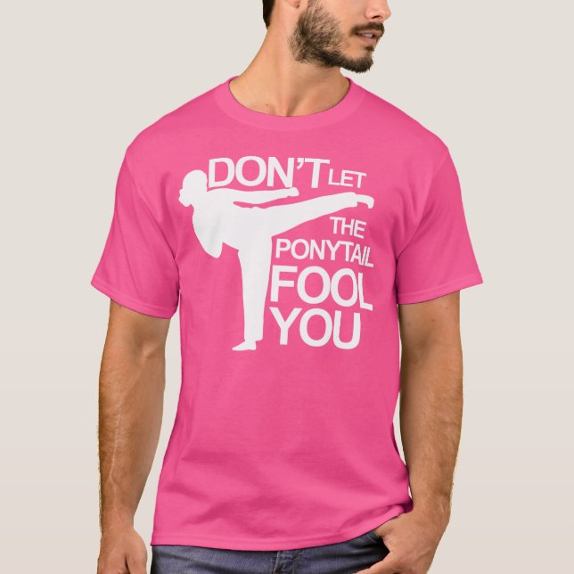 Karate, låt inte den påvliga foolen du skryter med t shirt (Framsida)