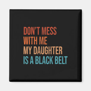 Karate Mamma min dotter är en martialkonst med sva Magnet