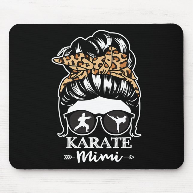 Karate Mimi Messy Bun Hair Funny Karate Fighter Mi Musmatta (Framsidan)