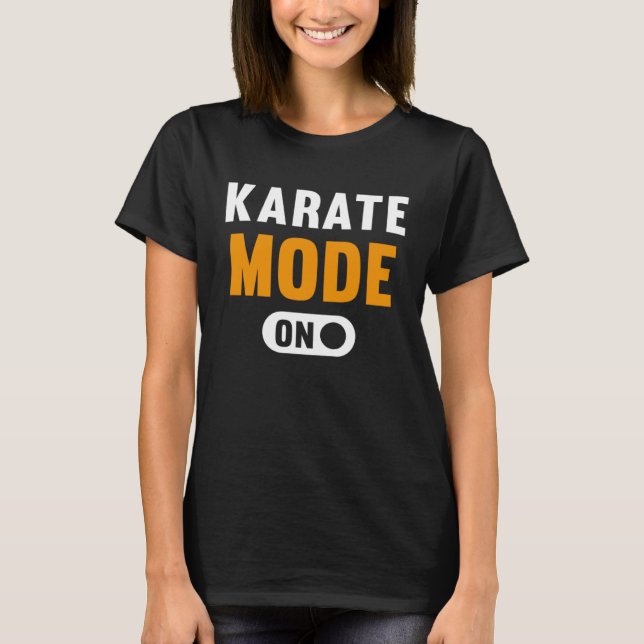 Karate Mode on T Shirt (Framsida)