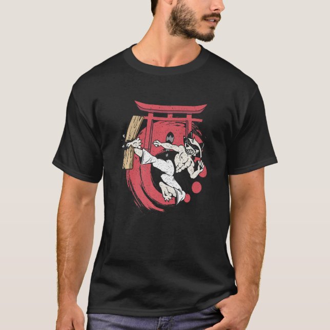 Karate och Karateka samt Karate racoon med japanes T Shirt (Framsida)